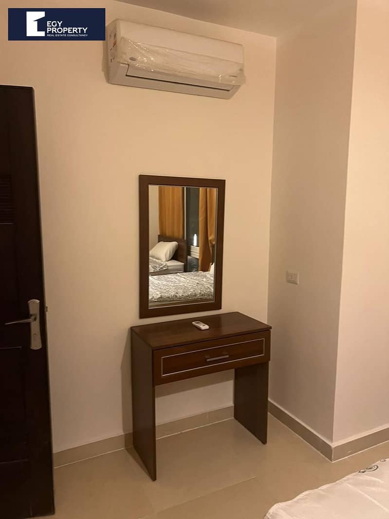 Fully Furnished Chalet for sale in Aroma Sokhna view pool directly - Widok 3