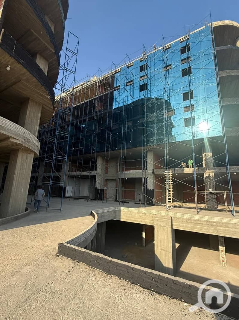 Own Your Office in a Prime Location at Mall 101, Sheikh Zayed - Mehr