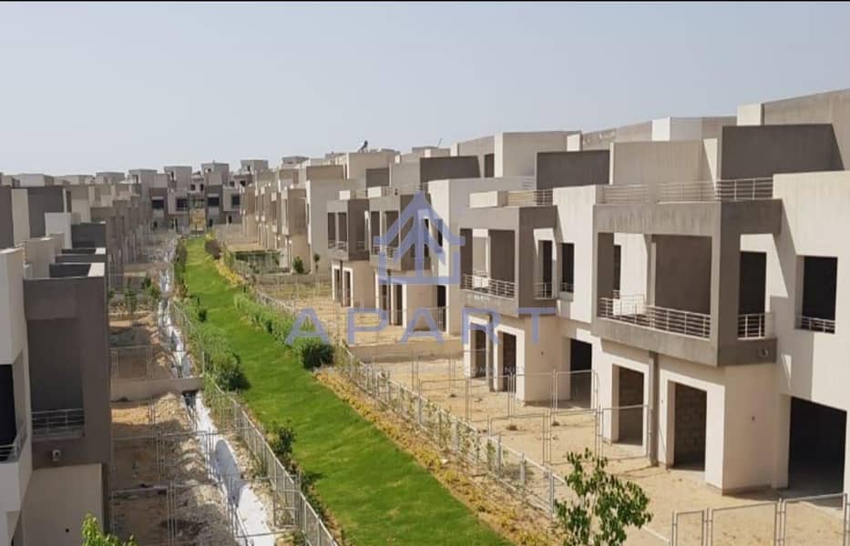 Ready to Move Luxury Villa for sale at Palm Hills Golf Extension - Ansicht 3