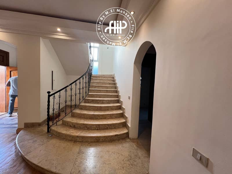 Villa Corner For Rent In Beverly Hills - Ansicht 5