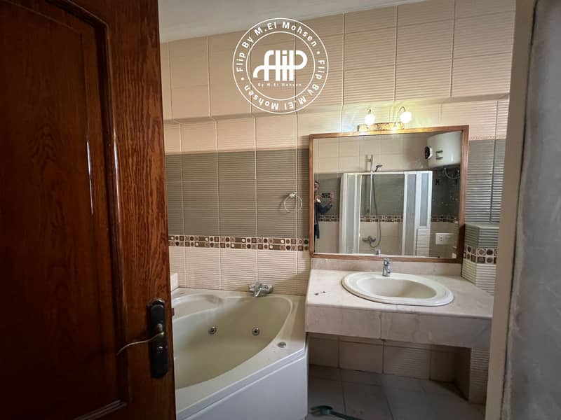 Villa Corner For Rent In Beverly Hills - Mehr