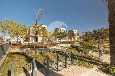 5 Bedroom Townhouse for Sale in New Cairo, Cairo - 01. jpeg