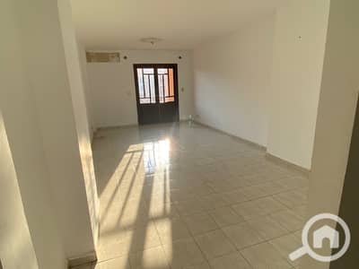 3 Bedroom Apartment for Sale in New Cairo, Cairo - IMG-20260415-WA0165. jpg 3 Bedroom Apartment for Sale in New Cairo, Cairo - IMG-20260415-WA0165. jpg