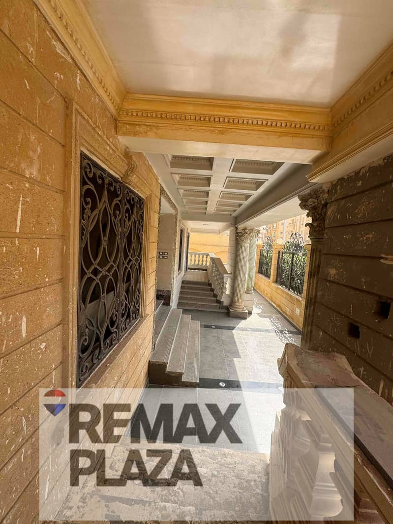 "Elite Living: 540m Triplex with Private Pool & Club House Near South 90th St. " - Ansicht 3