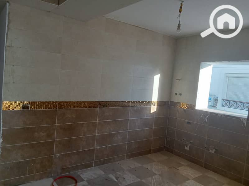 Resale penthouse with roof for sale, immediate delivery, fully finished, in Chillout Park by Mountain View, October. – pohled 5