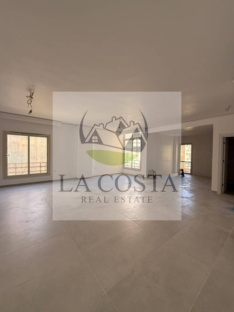 RESALE _ FROM OWNER IN COMPOUND AKOYA FULLY FINISHED UNDER MARKET PRICE VIEW GARDEN - Widok 3