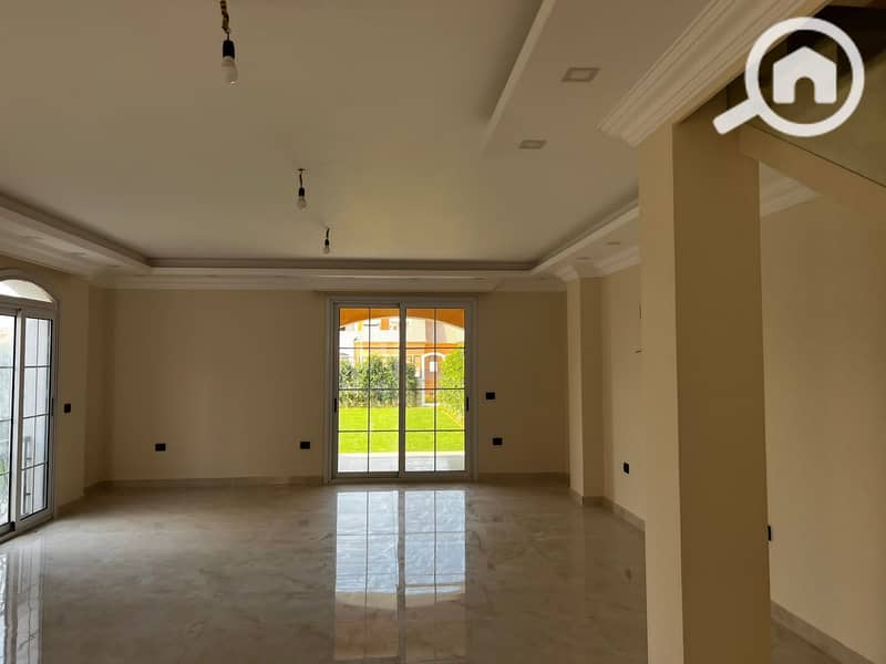 Townhouse villa | Layan Sabbour | Kitchen + AC's - Vaade 3
