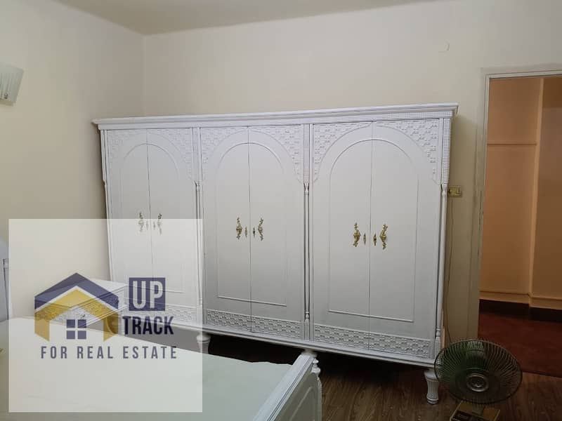 Monthly Furnished Apartment for Rent in Zamalek – 3 Bedrooms, 2 Bathrooms - Więcej