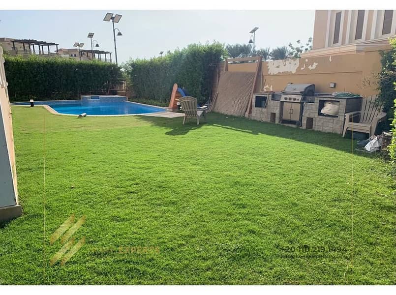 Luxurious furnished Villa with Private Pool For Sale in Katameya Hills _ New Cairo - Widok 5