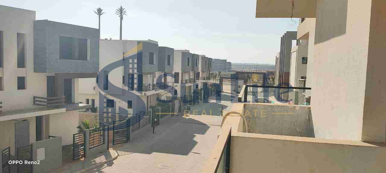 Apartment for sale in Istoria Park compound in front of lakes and right next to the mall - in front of the State Litigation Authority - 6th of October City - Ansicht 4
