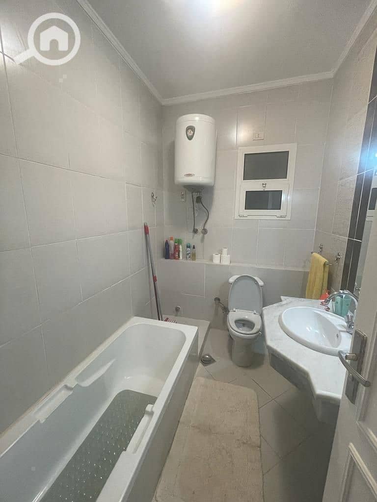 18 e4bd24e9-88d3-4558-95d5-5aab87e327bc - Copy. jpg