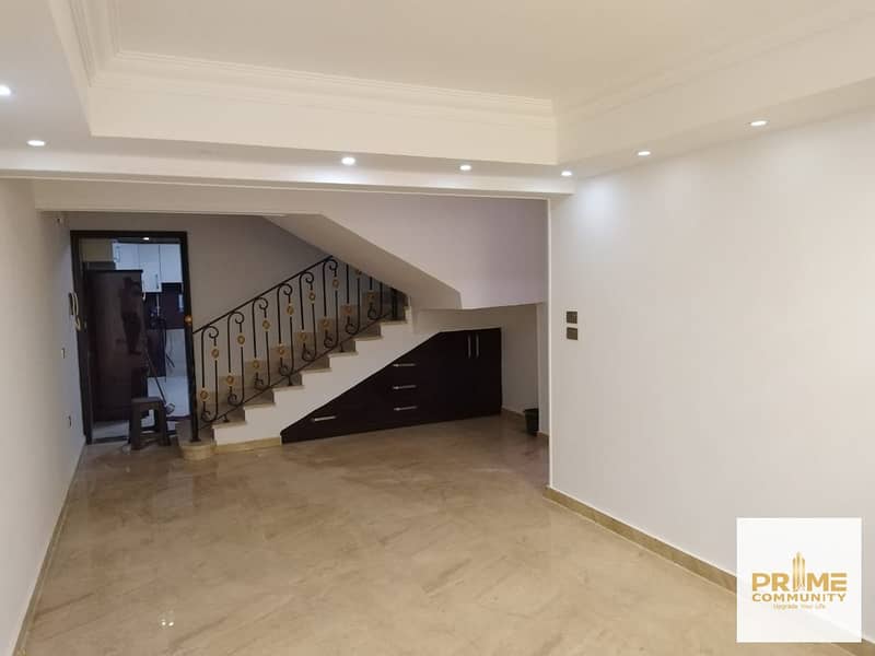 twin house fully finished for rent with kitchen and A/C in pyramids walk 6 October city - Więcej