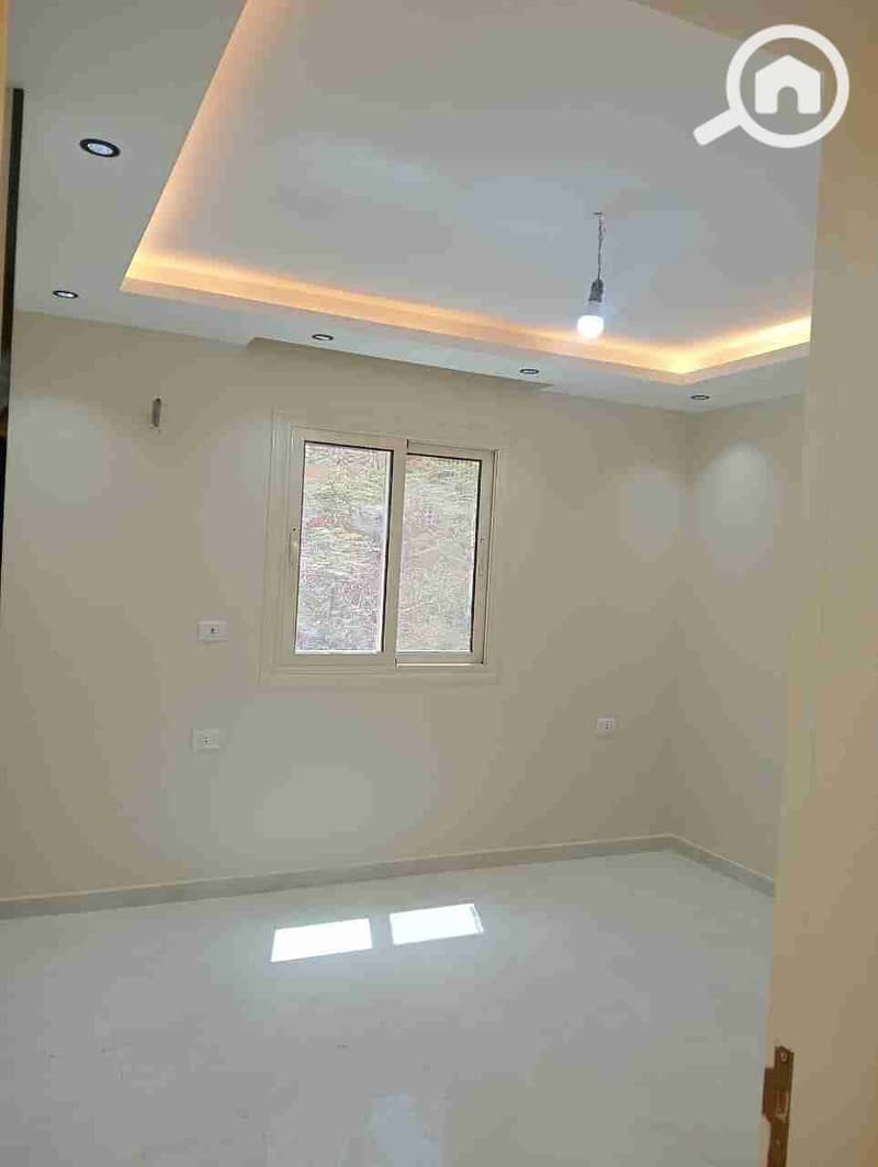 Corner rental apartment next to the gate, super luxury finishing, first occupancy, in a very distinguished location, close to all services. - Widok 5