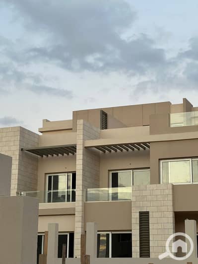 4 Bedroom Townhouse for Sale in 6th of October, Giza - download (5). png