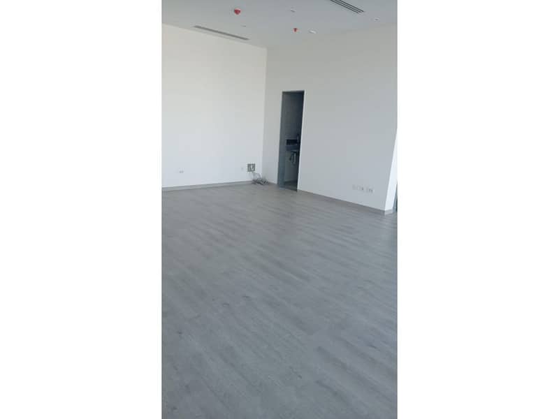 Office 77 m with installments | prime location | for sale at The Ledge Mall – New Cairo, directly behind the American University in Cairo (AUC) - Ansicht 4