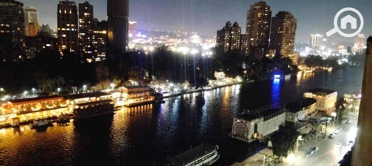 IMG_4570. jpg IMG_4570. jpg