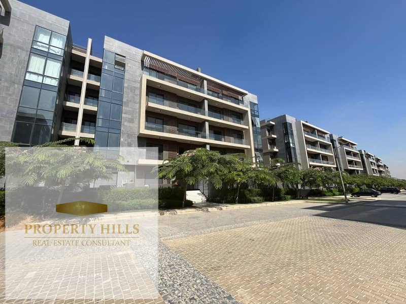 apartment Ready to move in 164 sqm with the lowest down payment in the heart of New Cairo Fifth Settlement in a prime location at El Patio Oro - Więcej