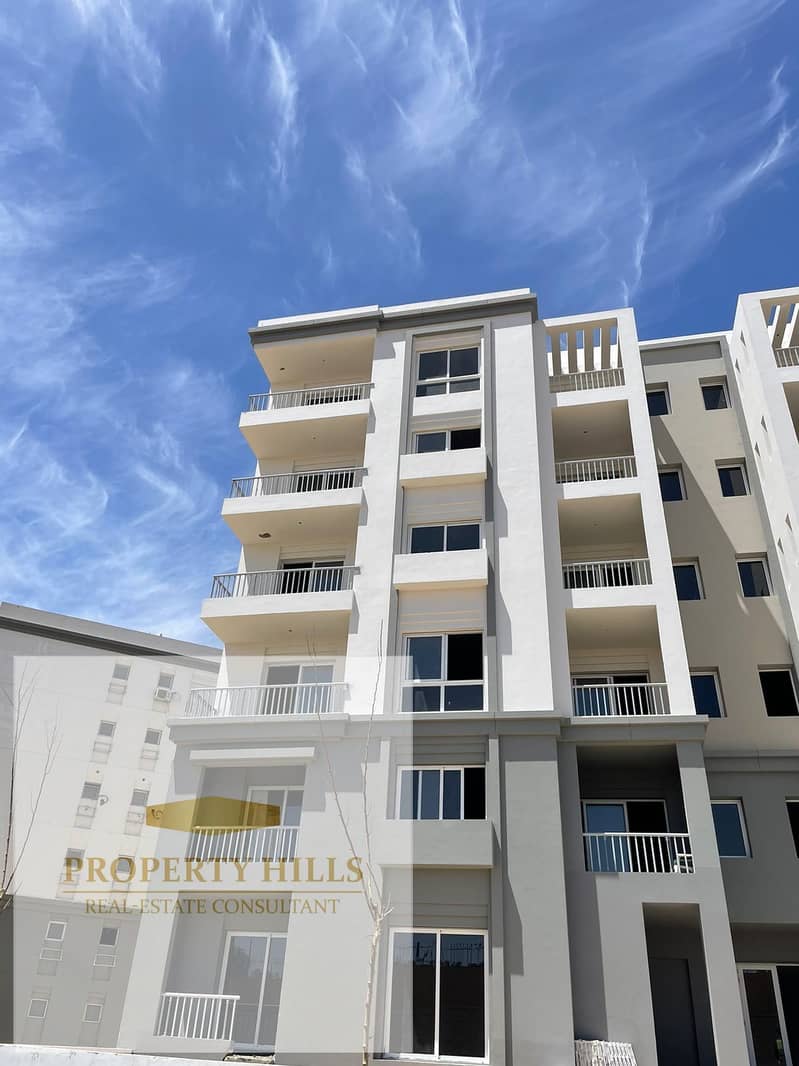 For quick sale Apartment at a low resale price 207 square meters in Hyde Park Compound 3 bedrooms ready for viewing Fifth Settlement, New Cairo. - Widok 4