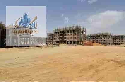 A 689 square meter plot of land for sale in North Al-Rehab, overlooking the Tarbil Face garden. - Widok 4