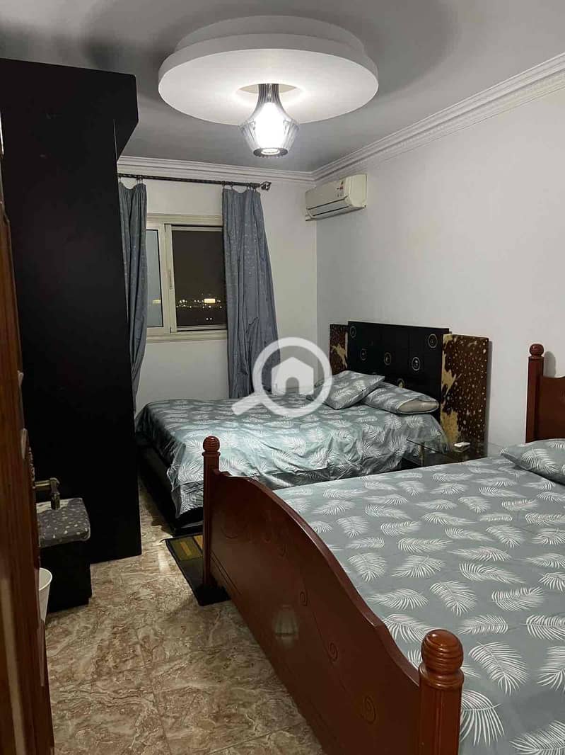 12 fefd25f6-d24a-4bbc-abaf-e2f93573e027. jpg