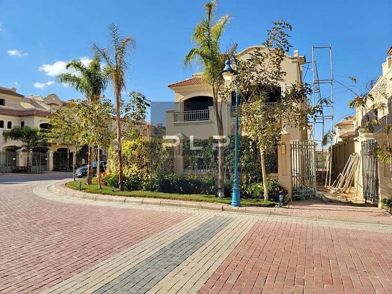 Twin house for Ready to move at a bargain price, ultra-super-lux finishing in La Vista City Compound - New Capital - La Vista - Visning 4