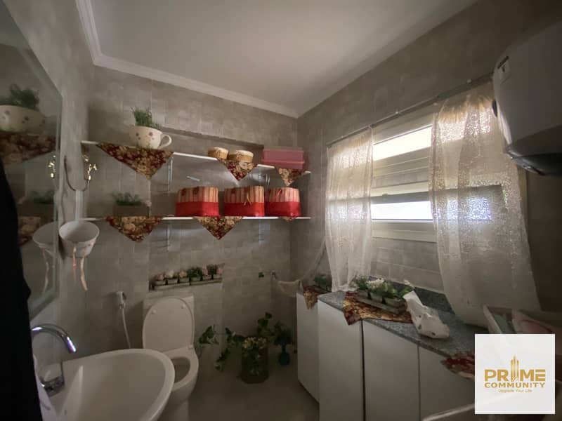 10 dac90d2a-1cbd-4d93-b55d-f9fd129044d5. jpg