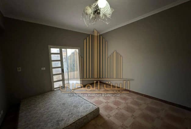 Townhouse villa for rent in Al Rehab, with special finishes, priced at 60,000. - Altro