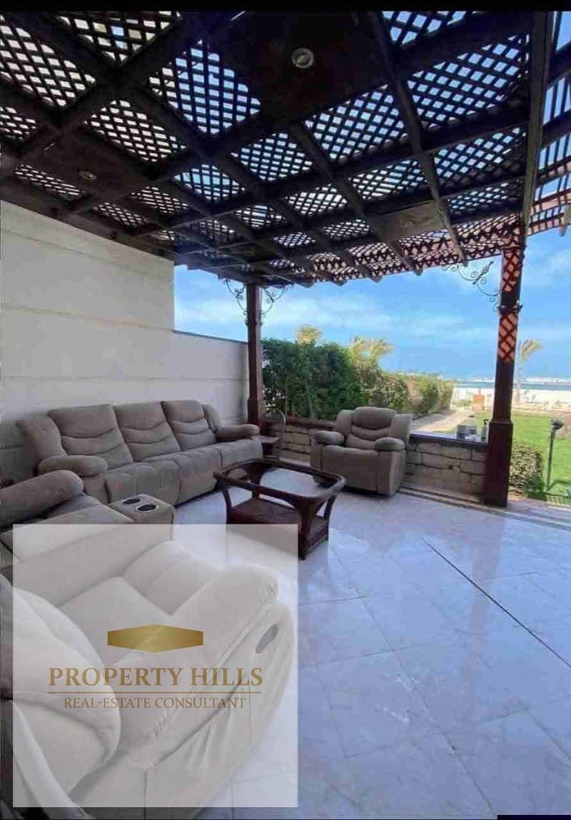 Standalone villa on the beach directly in Marsa Bagouch Al-Abed Sidi Hanish - View 2