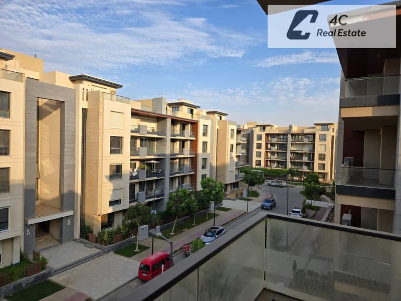 3-bedroom apartment for sale with open view. Resale, immediate occupancy. Located in Azad Compound, next to the American University, - Vista 2