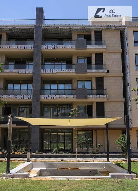 3-bedroom apartment for sale with open view. Resale, immediate occupancy. Located in Azad Compound, next to the American University, - Vista 5