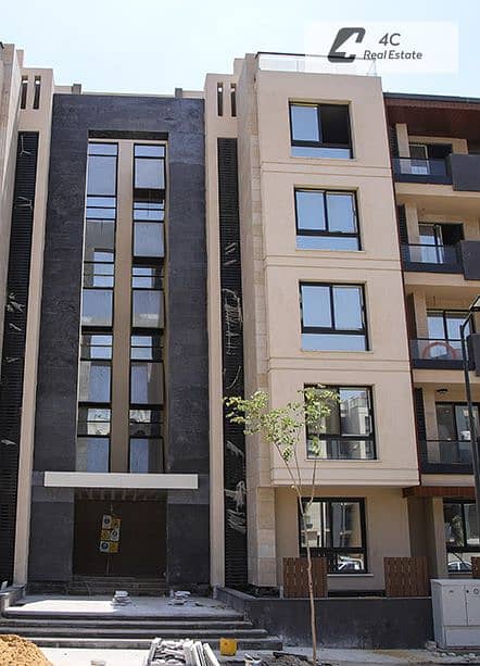 3-bedroom apartment for sale with open view. Resale, immediate occupancy. Located in Azad Compound, next to the American University, - Vista 6