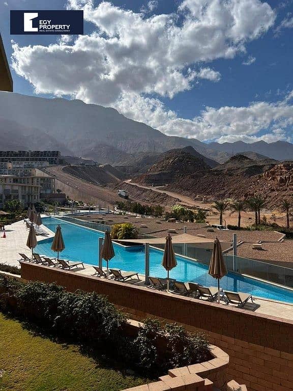 Chalet for sale with open sea view and fully furnished in il monte galala sokhna - Widok 3