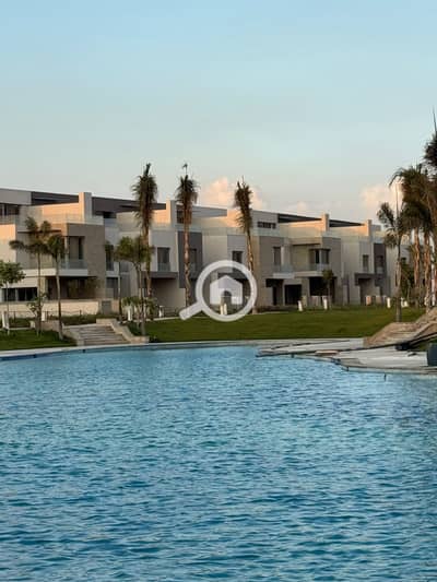 4 Bedroom Twin House for Sale in 6th of October, Giza - fdbb6d3b-0b9f-402d-9aaa-955725e2368b. jpeg