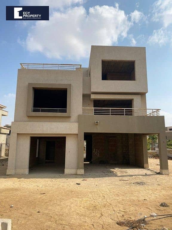 Standalone Villa For Sale, Prime Location 7 Bedrooms Special View In Palm Hills Golf Extension - 6th of October - Ansicht 2