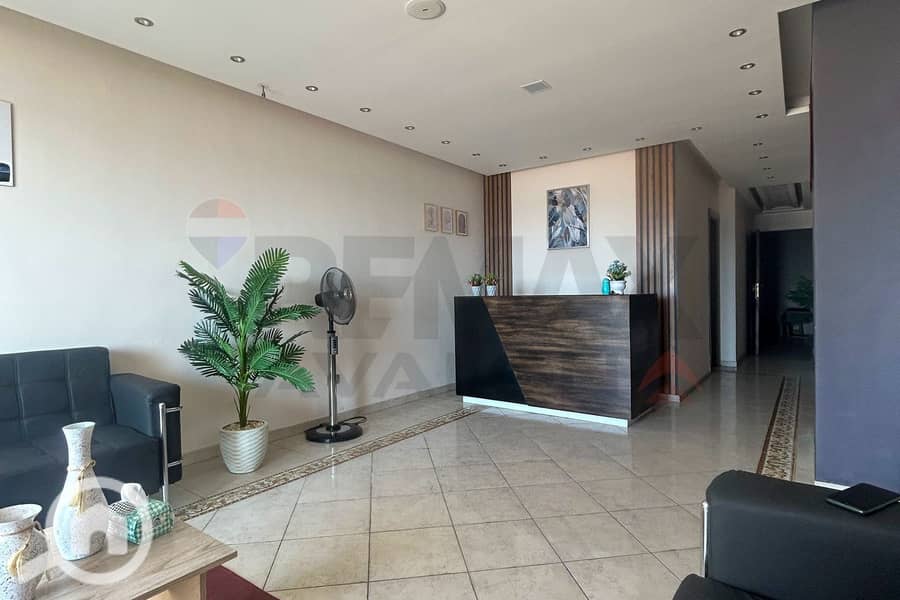 Office for sale 155 m Al-Saraya (directly on the sea) – pohled 4