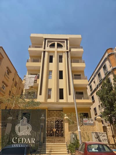3 Bedroom Flat for Sale in 6th of October, Giza - 20260421_121211. jpg