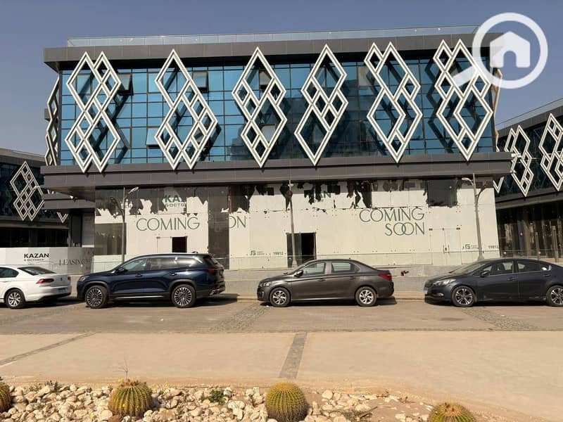 Office for sale in installments on Gamal Abdel Nasser Axis, directly in front of Mall of Arabia Egypt, with a direct façade view in Kazan Mall. - Widok 3
