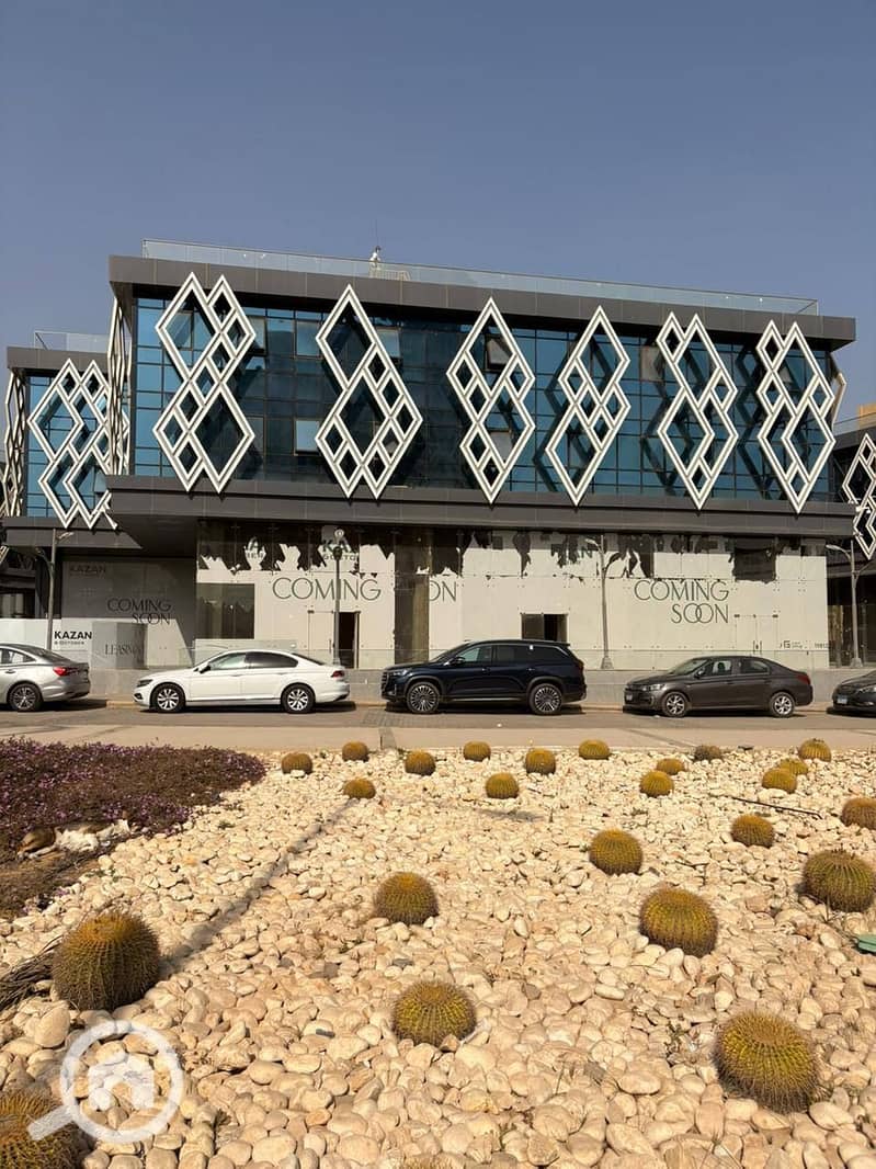 Office for sale in installments on Gamal Abdel Nasser Axis, directly in front of Mall of Arabia Egypt, with a direct façade view in Kazan Mall. - Widok 5