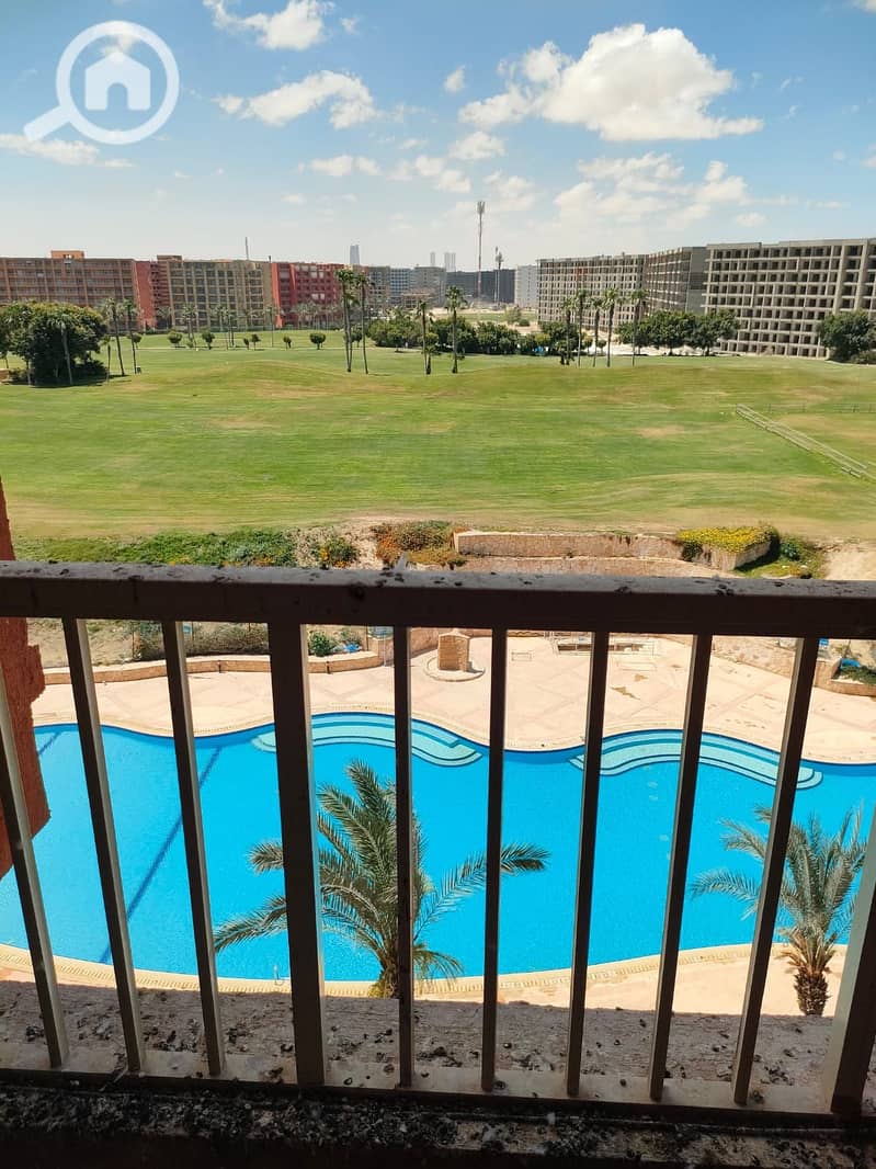 Chalet for sale Golf Porto Marina with a prime location view of the golf course and swimming pool, minutes from the promenade. – pohled 3
