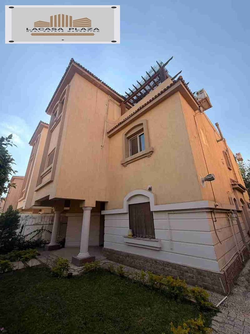 For rent a twin house with a kitchen and air conditioning in Comound Daraa Gardens in front of Mall of Arabia, a prime location. - Widok 6