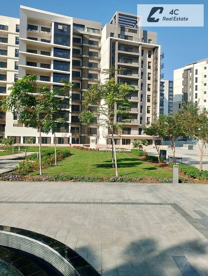 Apartment Ultra Super Lux Finished with ACs for Sale Lowest Down Payment & Installments Old Contract in ZED East New Cairo Next to Hyde Park - Vista 3