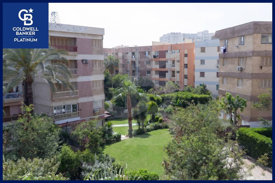 Opportunity for living or investment in the heart of Almaamoura Beach. . Apartment for sale 100 sqm with a fully open view (no light wells). - Ansicht 2