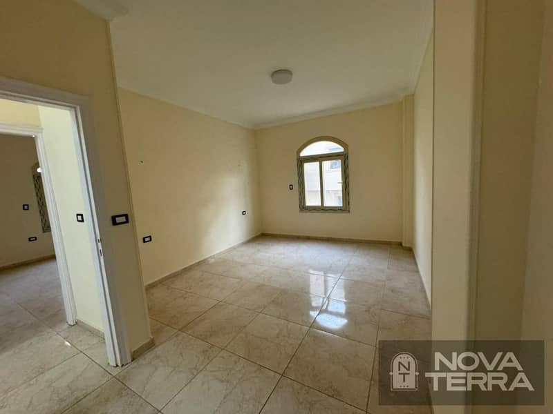 Apartment for rent in the 7th District, Sheikh Zayed . directly on Al Safa Street, with an open view overlooking the square. Exceptional location. - Ansicht 5