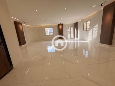4 Bedroom Flat for Sale in 6th of October, Giza - IMG_5973. jpeg