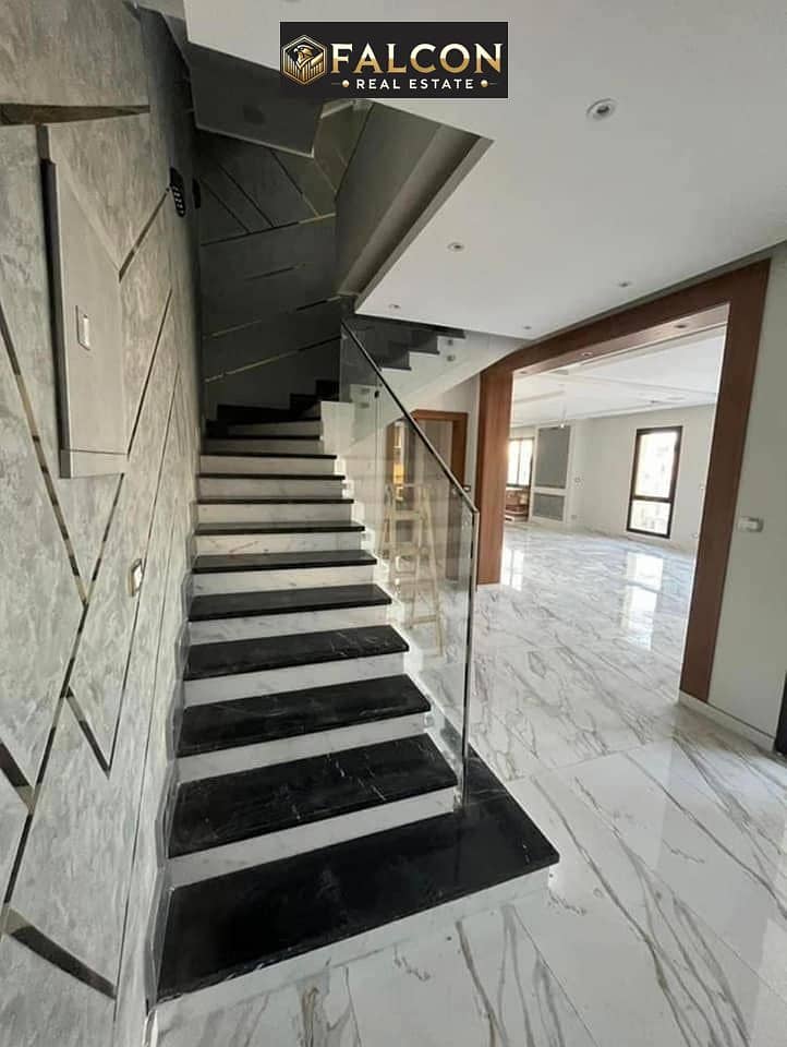 Duplex 242m for sale in Stoda Residence Sheraton compound in Heliopolis - Więcej