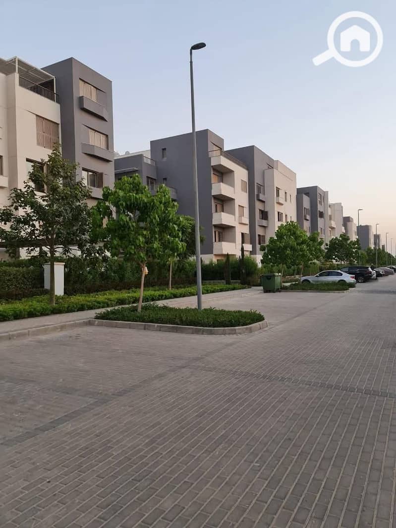 Apartment 3BR Fully Finished For Rent in Sheikh Zayed Next to Mall of Arabia At Aeon Towers Courtyard – pohled 4