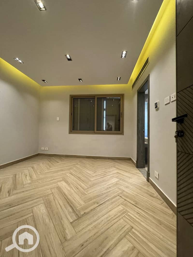 Apartment 3BR Fully Finished For Rent in Sheikh Zayed Next to Mall of Arabia At Aeon Towers Courtyard – pohled 6