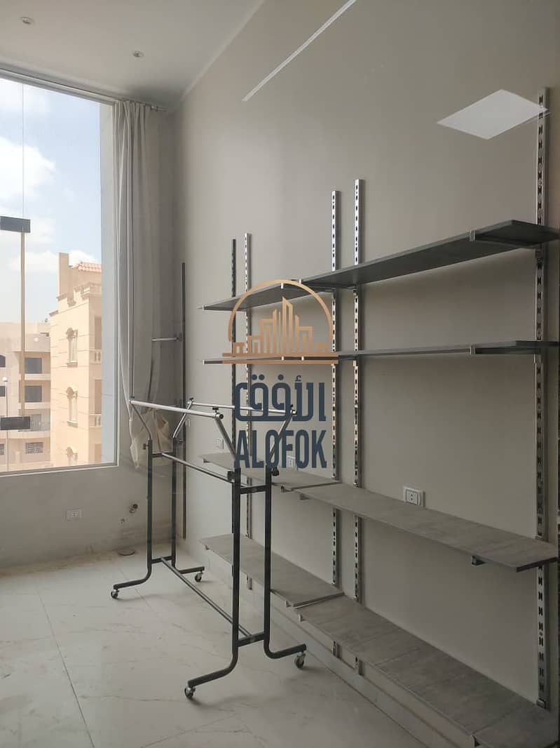Office for Sale 22 sqm | Fully Finished | Rented 8,000 EGP Monthly – New Cairo Investment Opportunity - Więcej