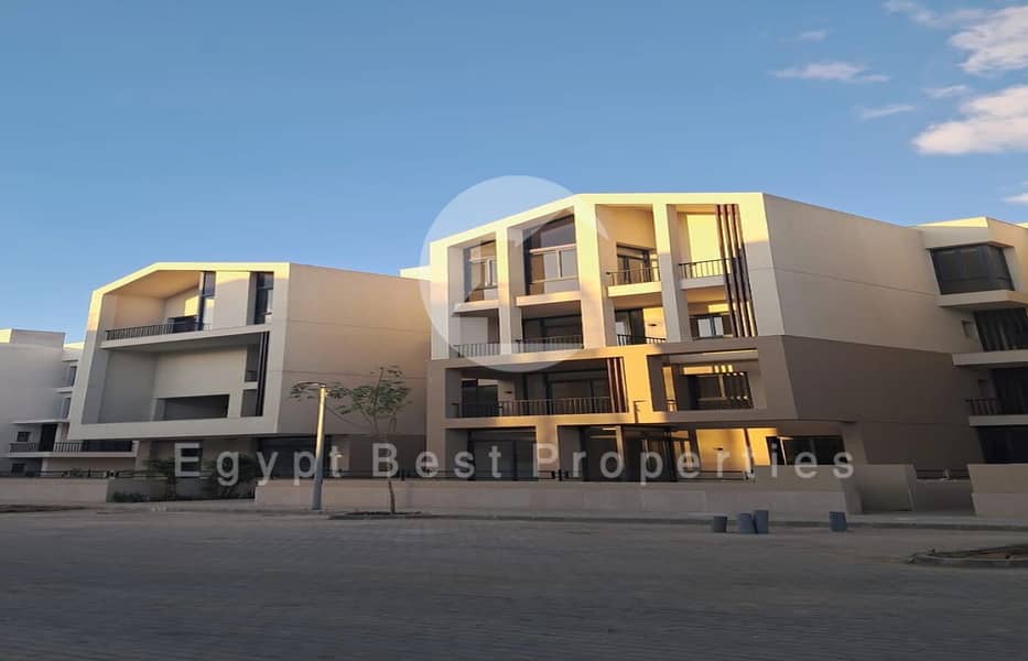 Townhouse with Open View at VYE | Ready to Move | Best Price - Ansicht 5