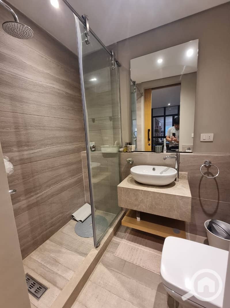 Ground floor apartment with a private garden for rent in Katameya Heights - Widok 5